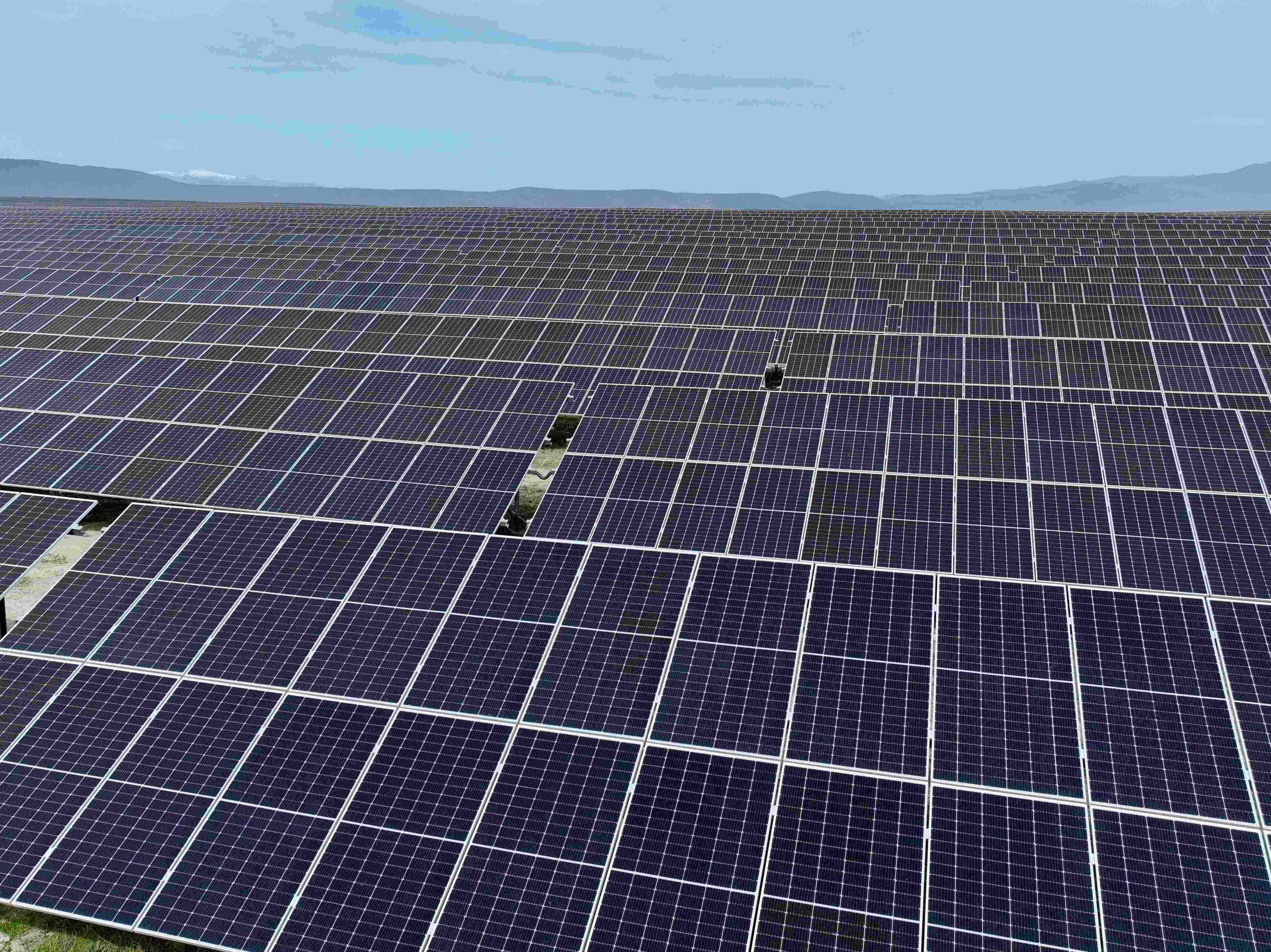 MORE și PPC Renewables dezvoltă 8 noi centrale fotovoltaice cu o ...