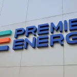 Imaginea actuală nu are un text alternativ. Numele fișierului este: Foto-logo-Premier-Energy-e1747894115711-1024x563-1.webp